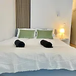 Cosy Stylish Apartment Near Center