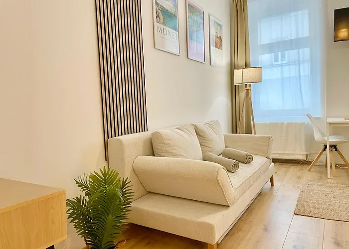 Cosy Stylish Apartment Near Center