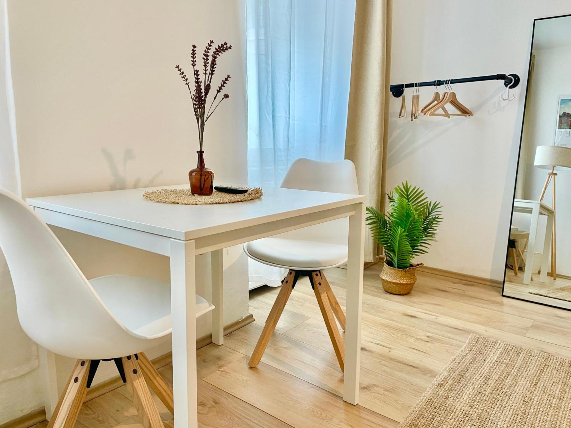 Cosy Stylish Near Center Apartment Wien