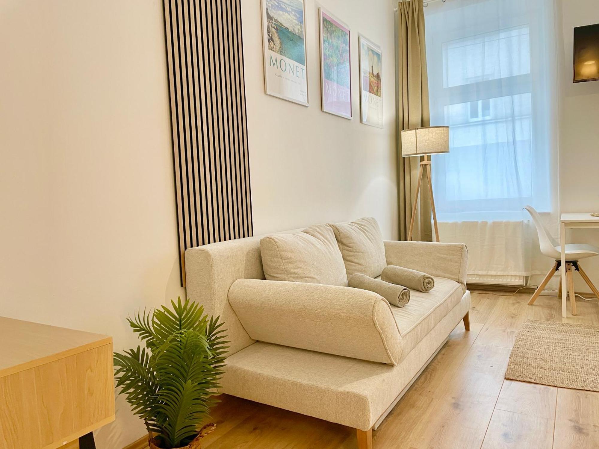 Cosy Stylish Near Center *